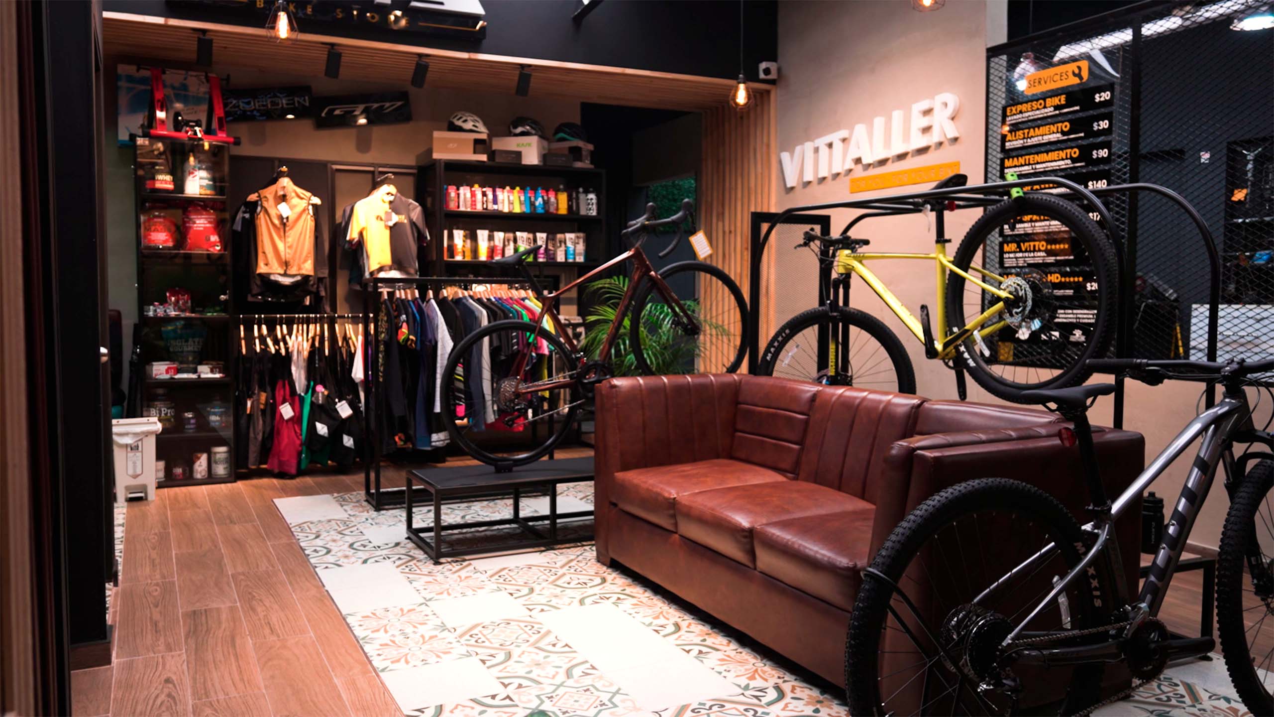 Diseño arquitectonico e interior tienda de bicicletas